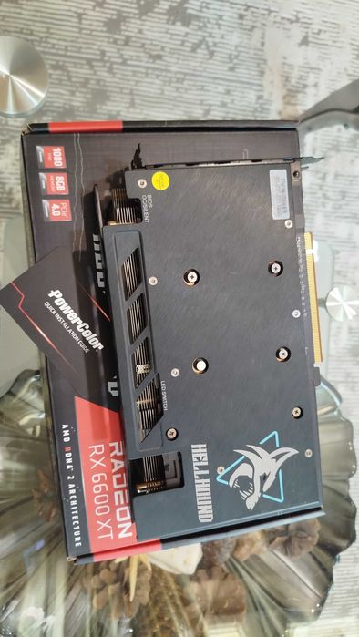 AMD Radeon RX 6600 XT PowerColor Hellhound 8GB – 155 €