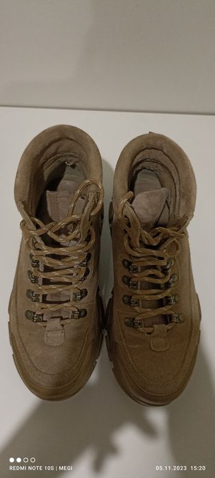 Маратонки от естествена кожа и кецове