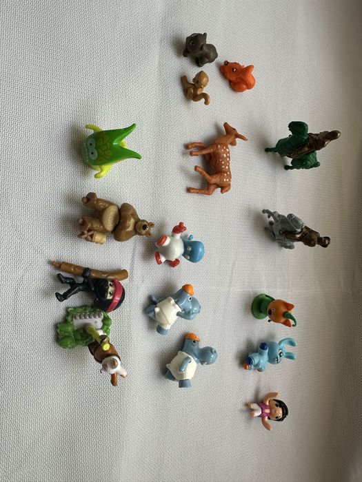 Киндер игрушки  90-х лягушки пингвин акула