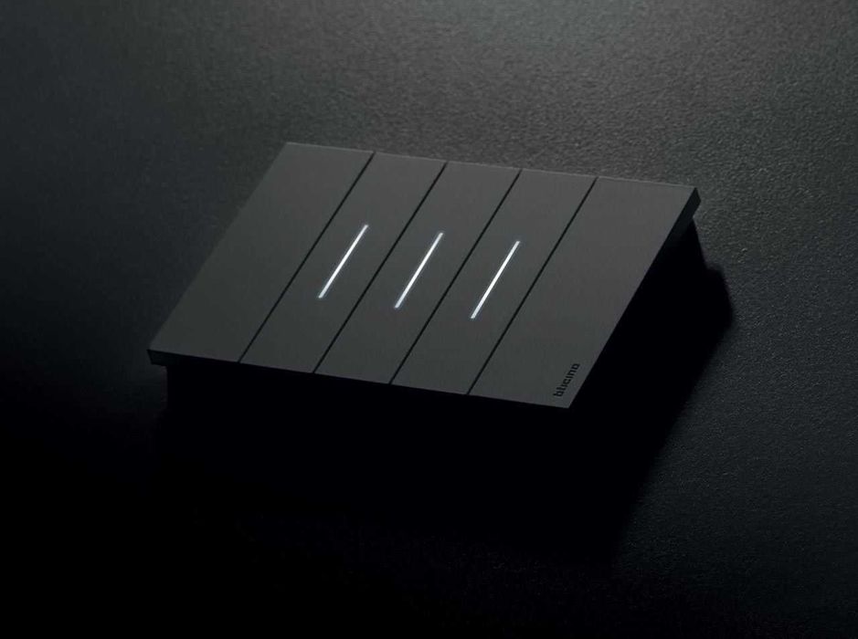 Неповторимый дизайн Bticino Living Now. Розетки, выключатели