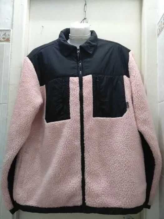 ОТДАМ ДАРОМ куртку женскую, с утеплением, H&M, размер БИГСАЙЗ (56), Бу