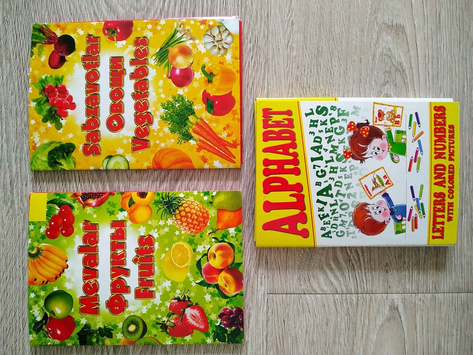 Развивающие карточки для детей, 9 комплектов за 20 тыс.