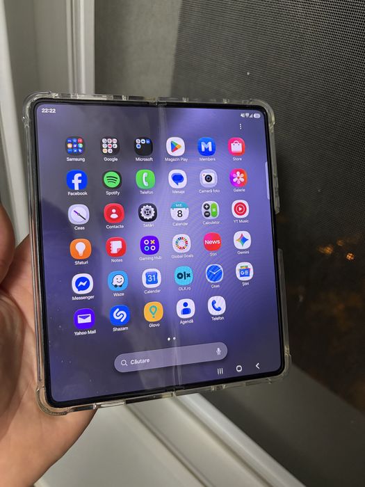 Vand Samsung Fold 5( Schimb cu iphone 15 pro)