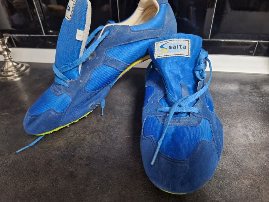 Ghete fotbal marimea 44