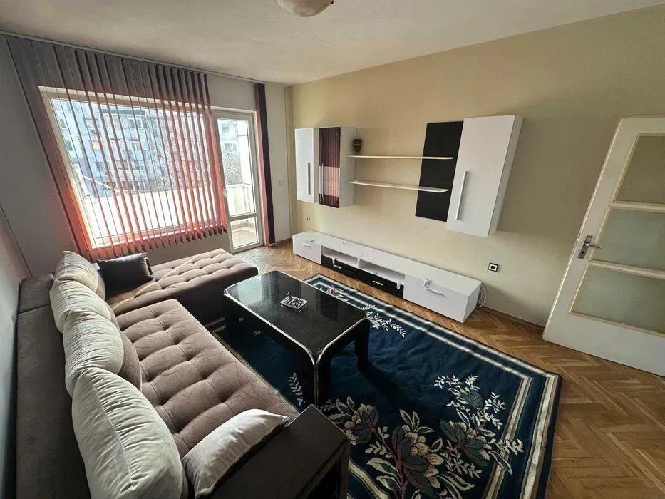 Двустаен апартамент, под наем, кв. Базар Левски