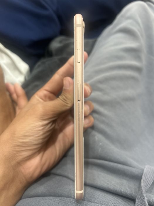 Продам айфон 8+,айклоуд деактивирован
