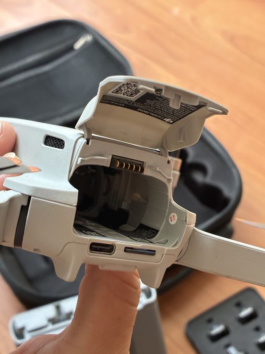 Дрон DJI Mini2 Fly More Combo
