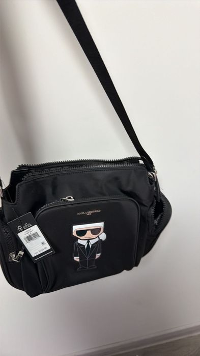 Karl Lagerfeld чанта