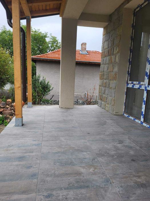 Продава се Къща в с. Саранци, Област София-област - 180 кв.м за 1345 €/кв.м - Снимка #1