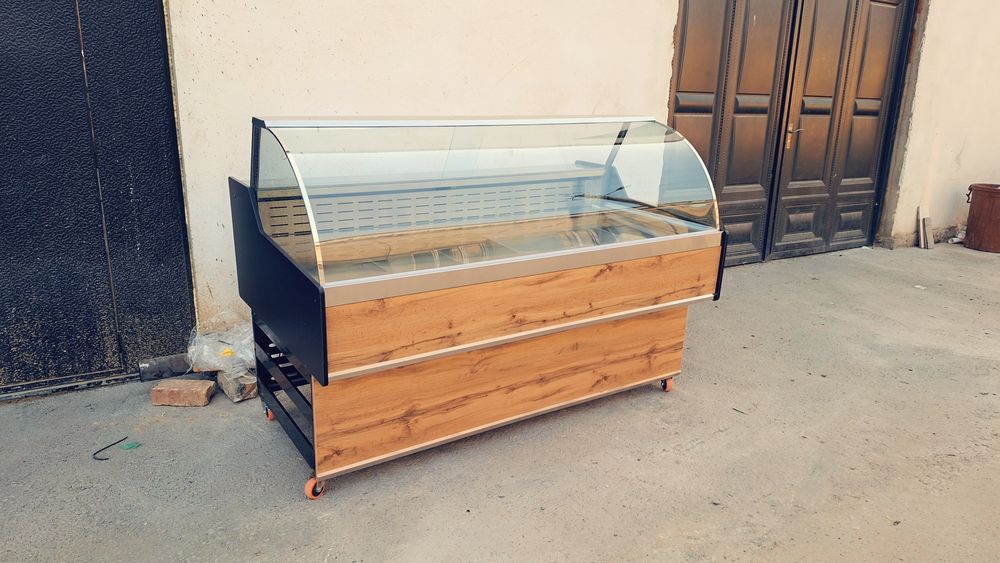 Холодильник витрина