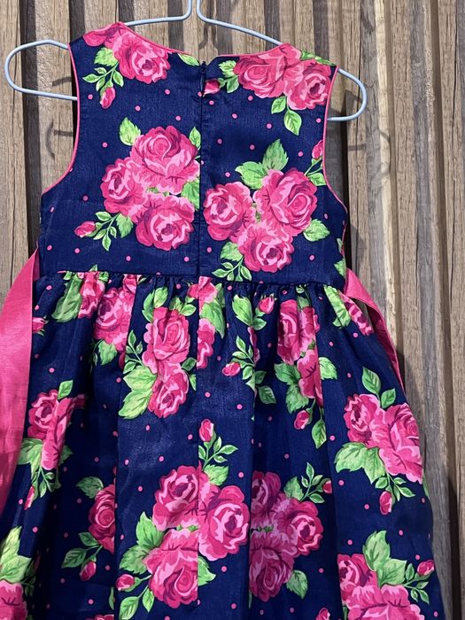 Детское платье, из натуральных тканей, еа 4-5лет