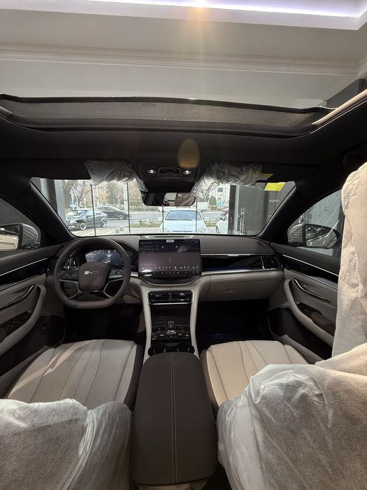 Byd song champion 605km