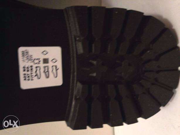 Pantofi barbati noi toamna iarna piele UK nr.44 vezi pe Publi