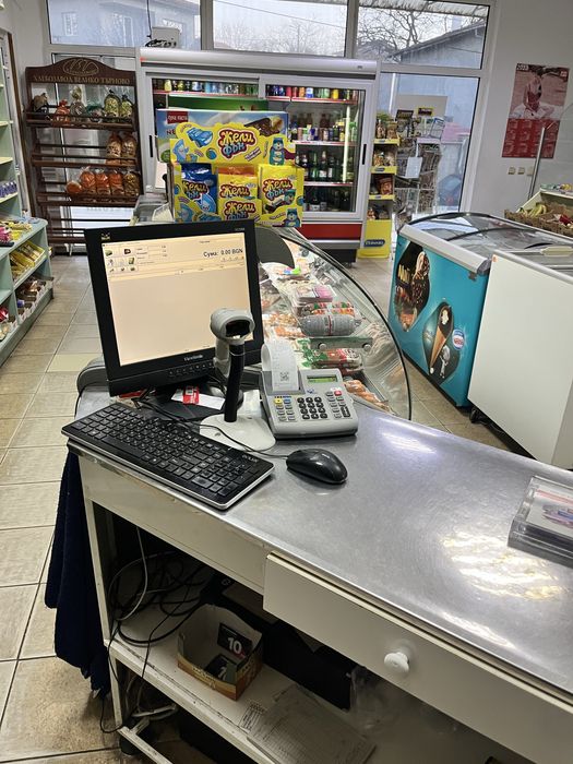 Продавам оборудване на магазин