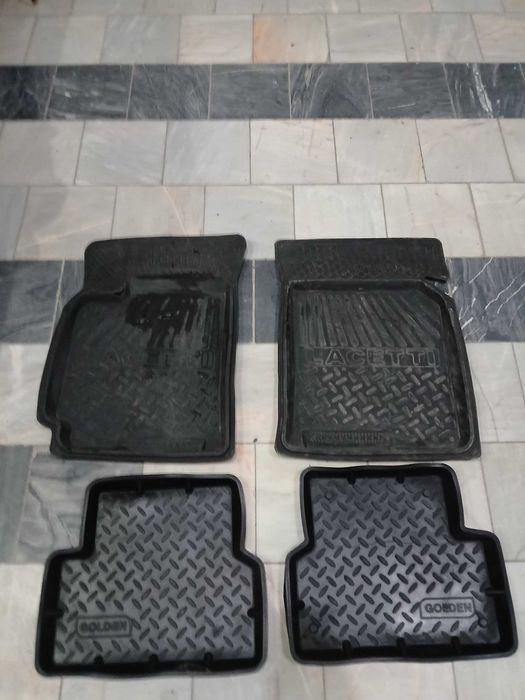 Продается чехол и полик видеорегистратор новый