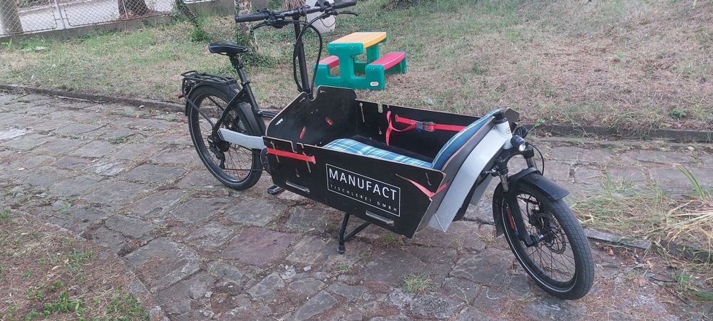 Продавам електрически немски алуминиев карго байк  28 цола