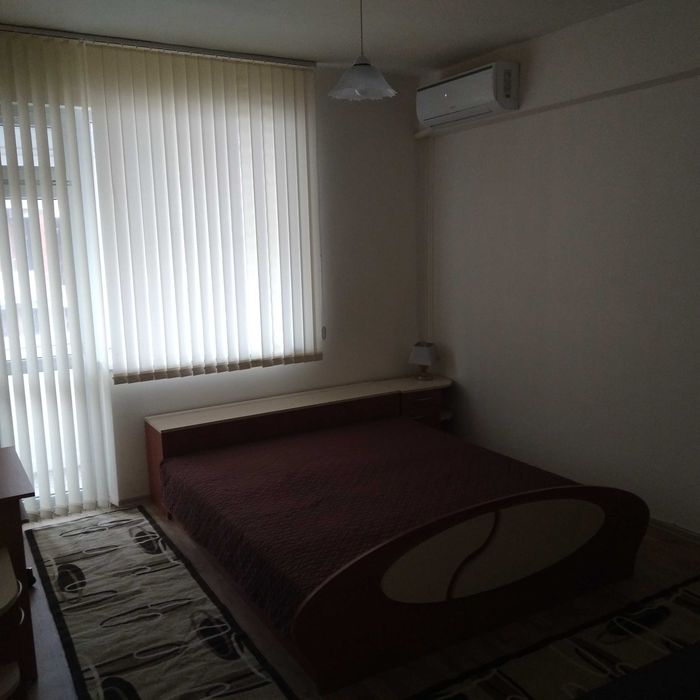 Дава се под наем Тристаен апартамент в Пловдив, Център - 120 кв.м за 510 € - Снимка #11