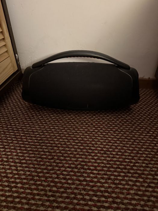 Jbl boombox 3 ! Functionala fara nici o problema !