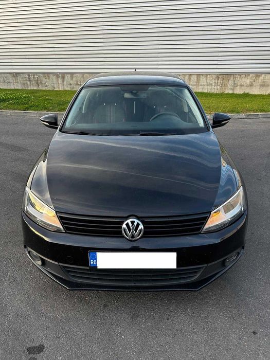 VOLKSWAGEN Jetta 2013 — imagine 3