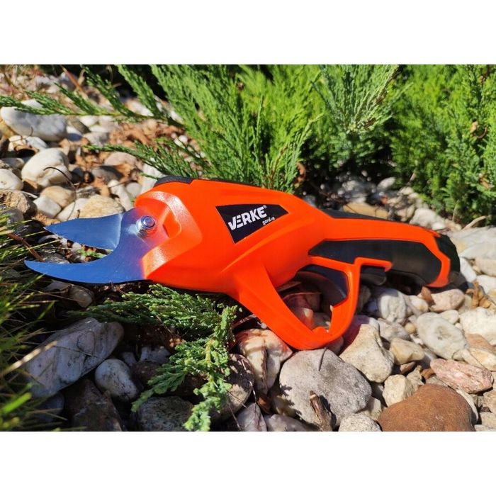 Foarfeca electrica cu acumulator pentru taiat, tuns crengi, pomi,
