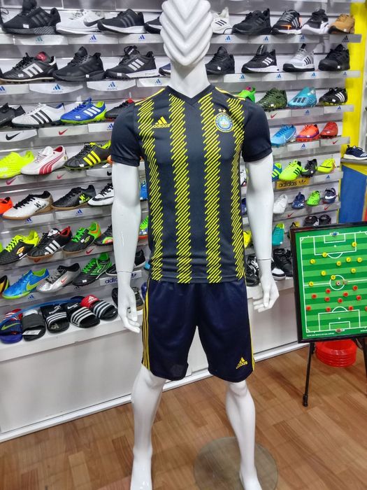 Futbolnaya forma na zakaz