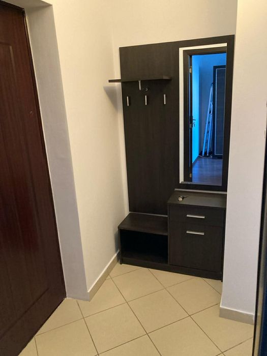 Inchiriez garsoniera