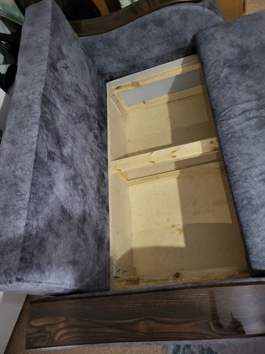 Продается малый диван