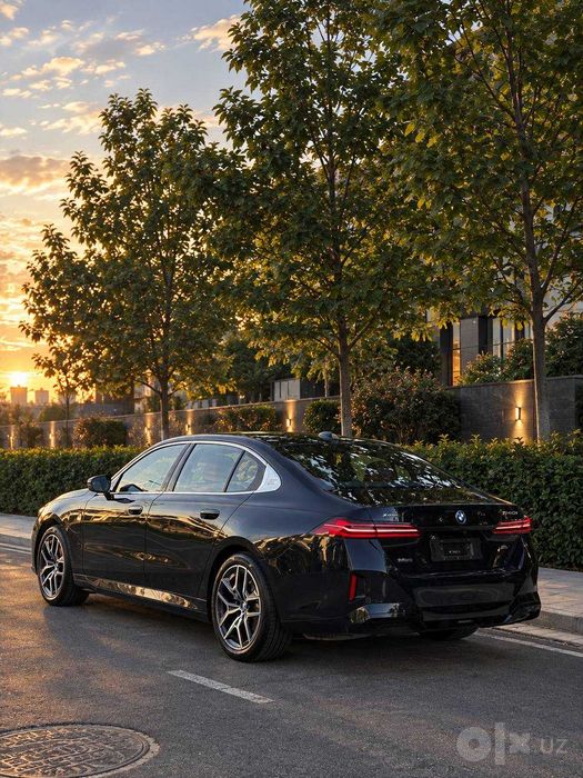 Bmw i5 35L 618км 2025й