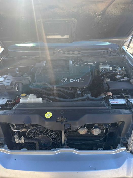 Dezmembrez Toyota Land Cruiser 3.0D D-4D 2006
