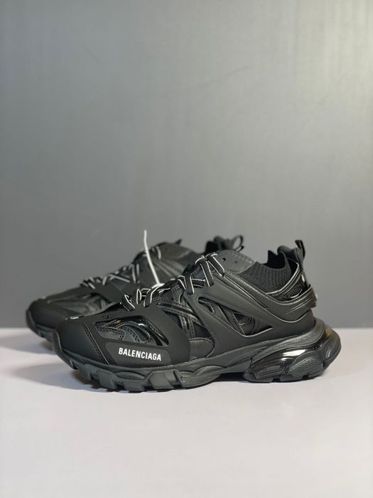 Balenciaga track led