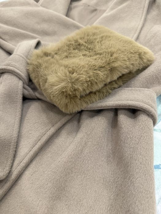 Дамско меко палто с ефектни ръкави