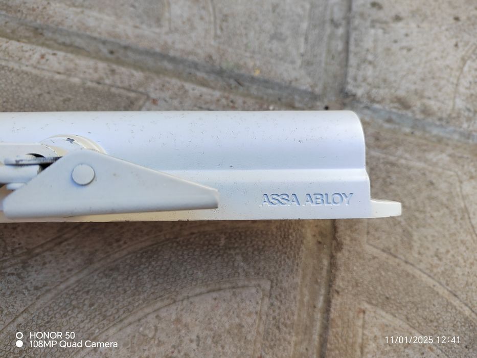 Автомат за врата