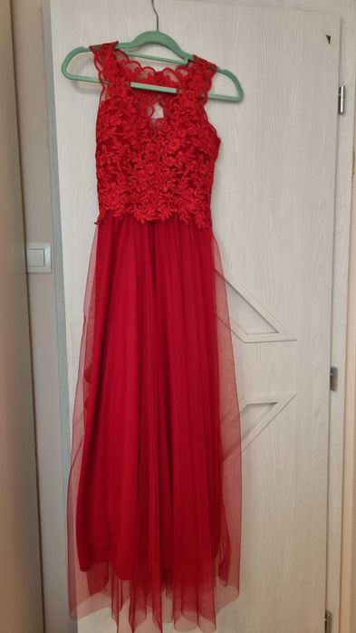 Официална дълга рокля с тюл и дантела червено
