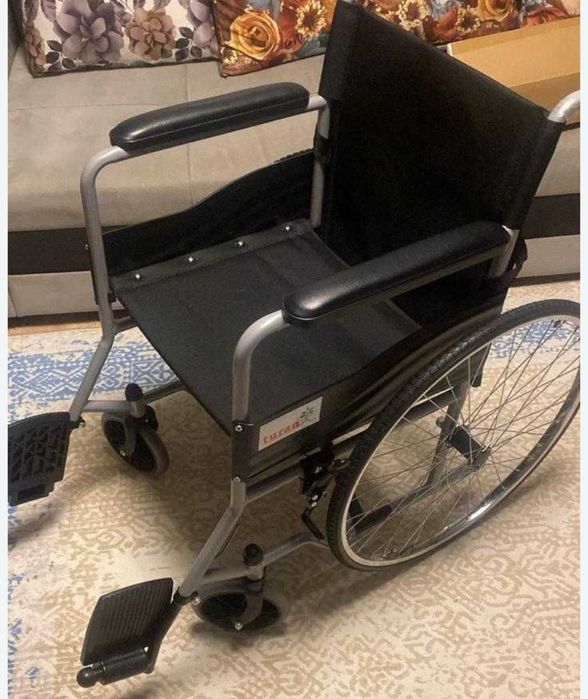 Срочно продам инвалидную колсяку