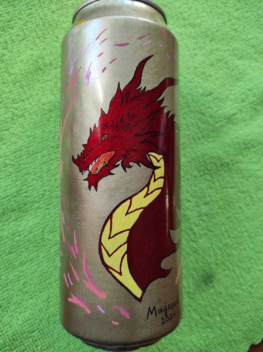 Топ Подарък -Ръчно Рисувани Бирени Кенчета