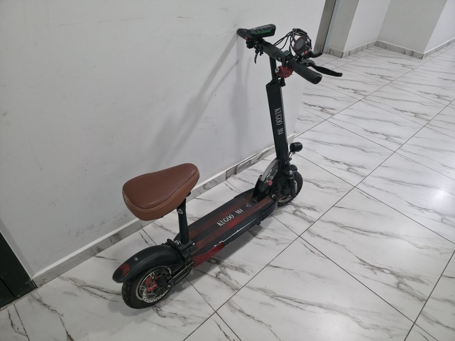 Электросамокат Kugoo M4