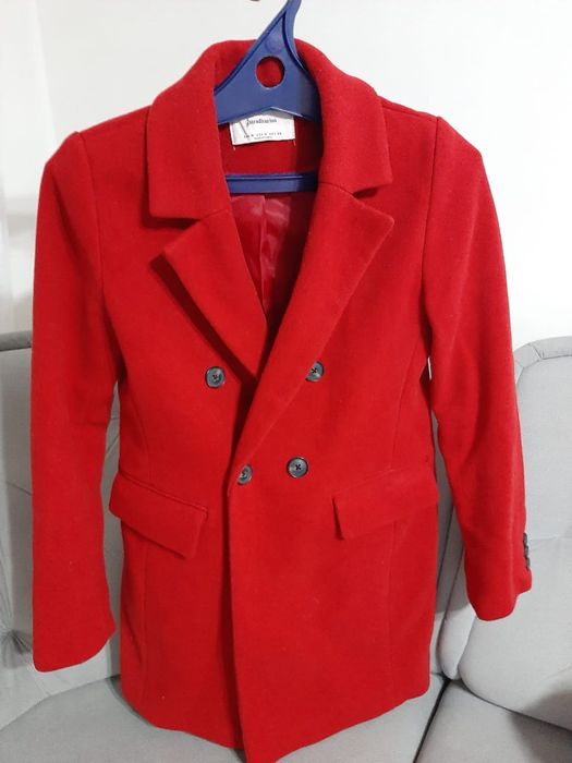 Прьдается осеннее полупальта 44-46 размер 5000 тенге