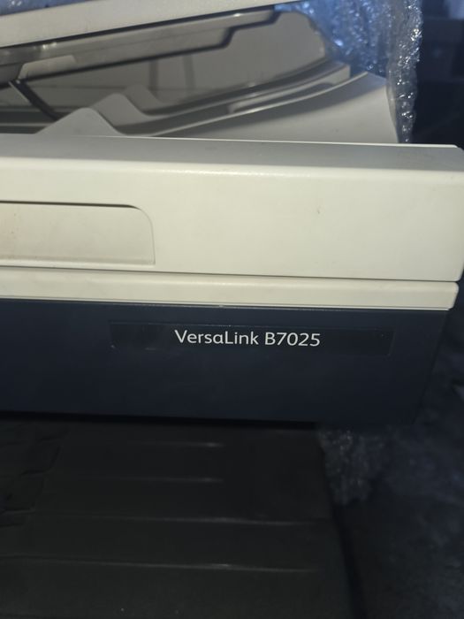Продам принтера VersaLink B7025