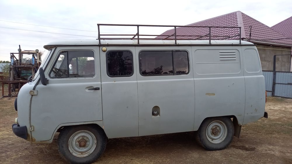 Продам УАЗ таблетка