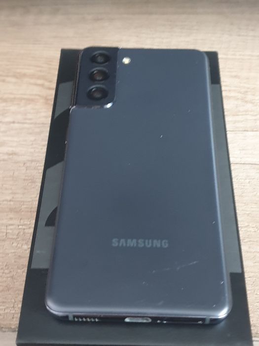 Telefon Samsung Galaxy S21 si S10+