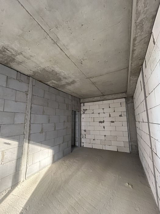 Продаётся 1-комнатная новостройка Хонсарой ЖК “Orzular" 8-этаж 47.9 м²