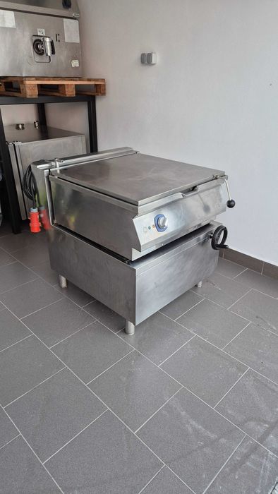 Tigaie basculanta 80 - 90 l. Electric