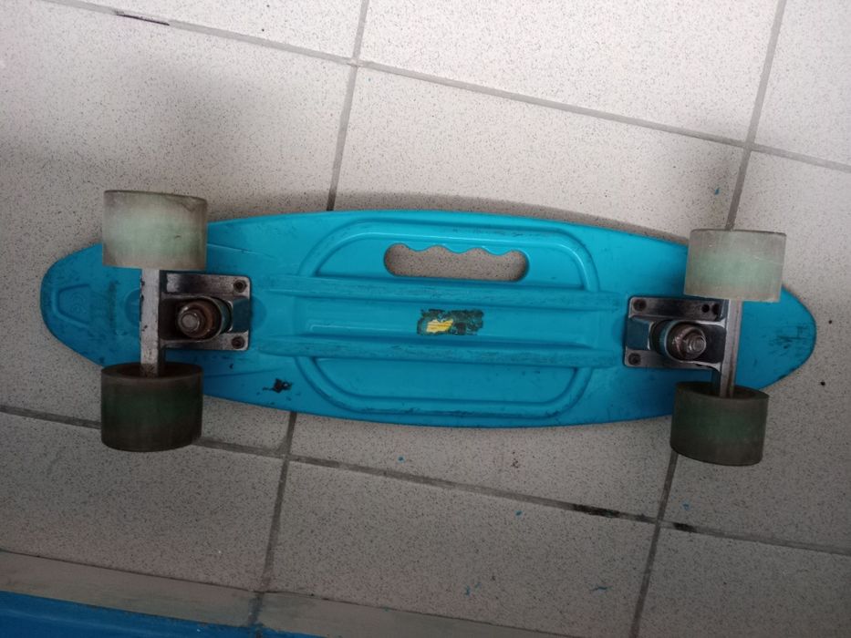 Продам скейт борт