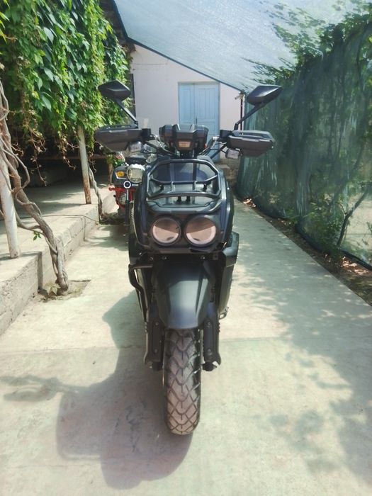 Skuter 150 kub. Tank 2