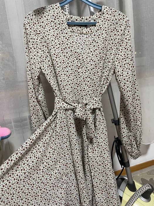 Платья 42-44 размера б/у