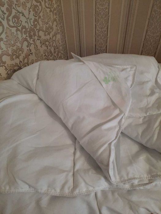 Продам одеяло холлофайбер