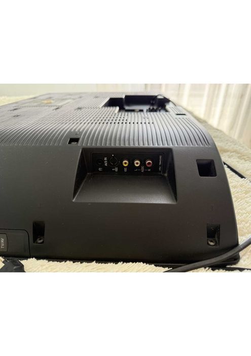 Продам телевизор Panasonic TX-R32LE8