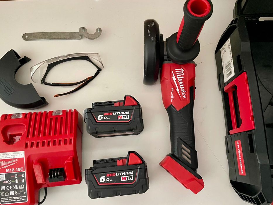 Milwaukee M18 FSAG225XB polizor unghiular flex