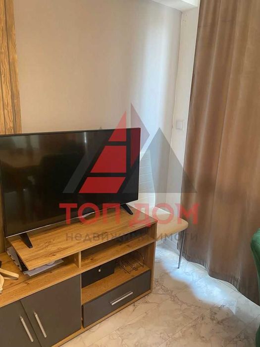 Дава се под наем Тристаен апартамент в Варна, ВИНС - 75 кв.м за 561 € - Снимка #4