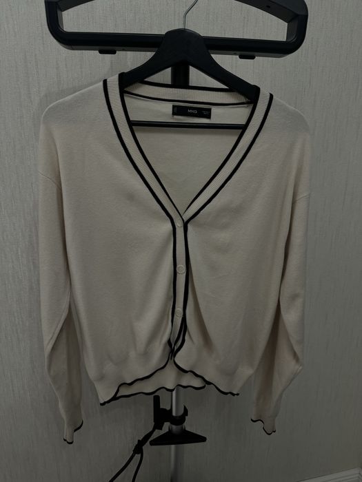 Бежевый кардиган «Mango»